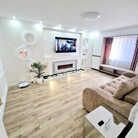 Dream Aparthotel トゥルダ エクステリア 写真