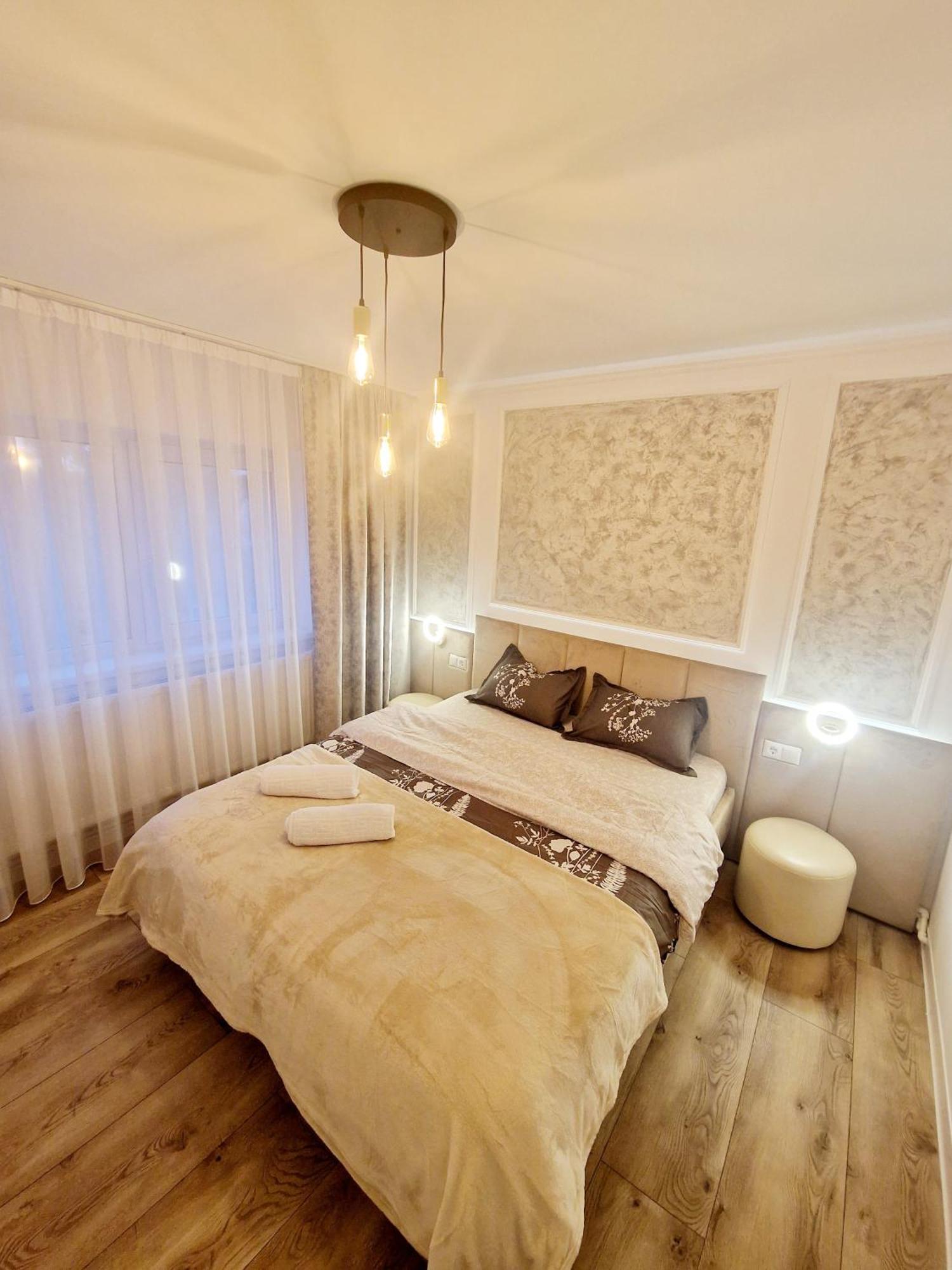 Dream Aparthotel トゥルダ エクステリア 写真